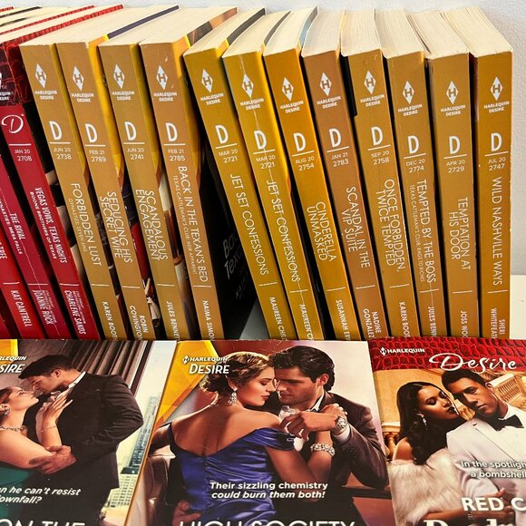 Lot of 24 "Harlequin Desire" Paperback Romance Novels - Excellent condition! - Picture 3 of 7